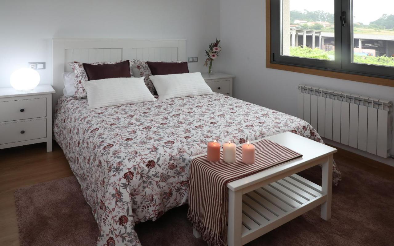 Vacacional Salnes Sur Con Piscina Holiday home