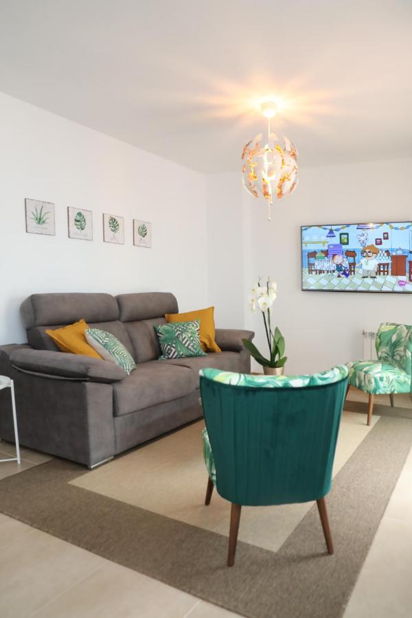 Vacacional Salnes Sur Con Piscina Holiday home *