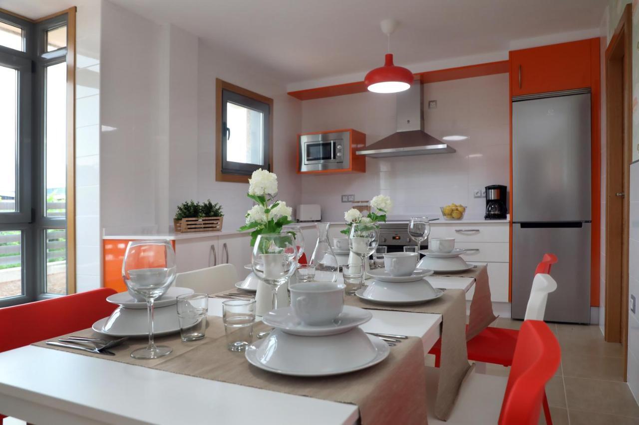 Holiday home Vacacional Salnes Sur Con Piscina Cambados
